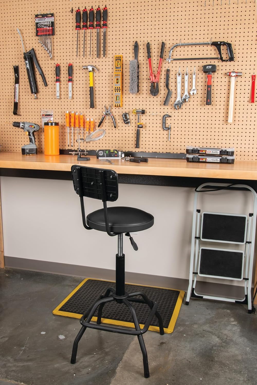 Performance Tool W85016 Pneumatic Stool w/Removable Backrest