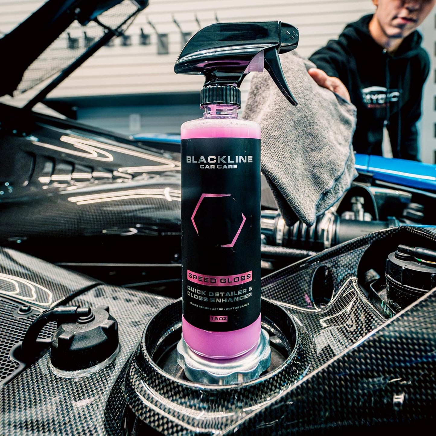 Blackline Car Care - Speed Gloss Quick Detailer & Shine Spray - Versatile, Fast Cleaning for a Streak-Free, Glossy Finish on All Vehicle Surfaces (16 Fl Oz)